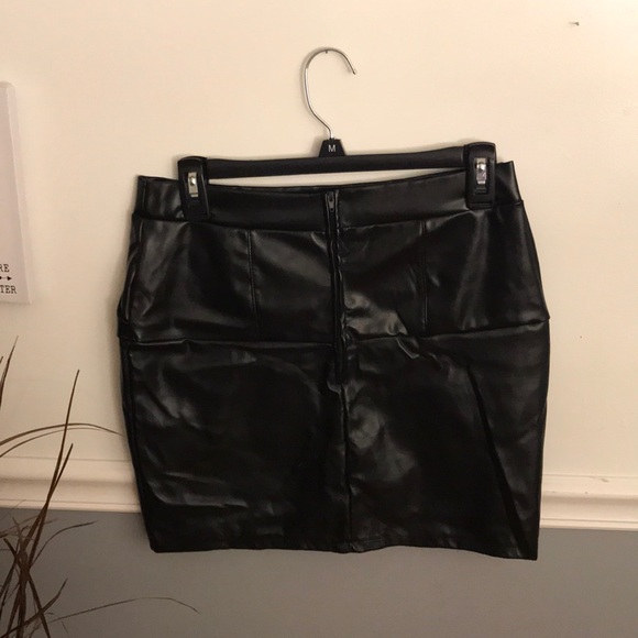 Windsor - Picture 2 of 4